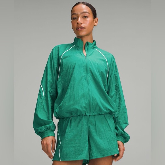 lululemon athletica Jackets & Blazers - Lululemon License to Train Lightweight Jacket in Cascadia Green